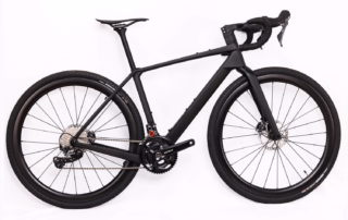 2025 Nieuwste lichtgewicht carbon gravelfiets met UDH -G9